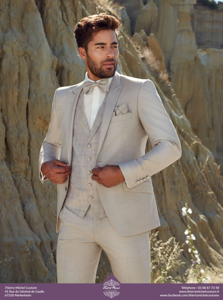 C003 | Beige | Taille 50/54/58 | 400&euro;