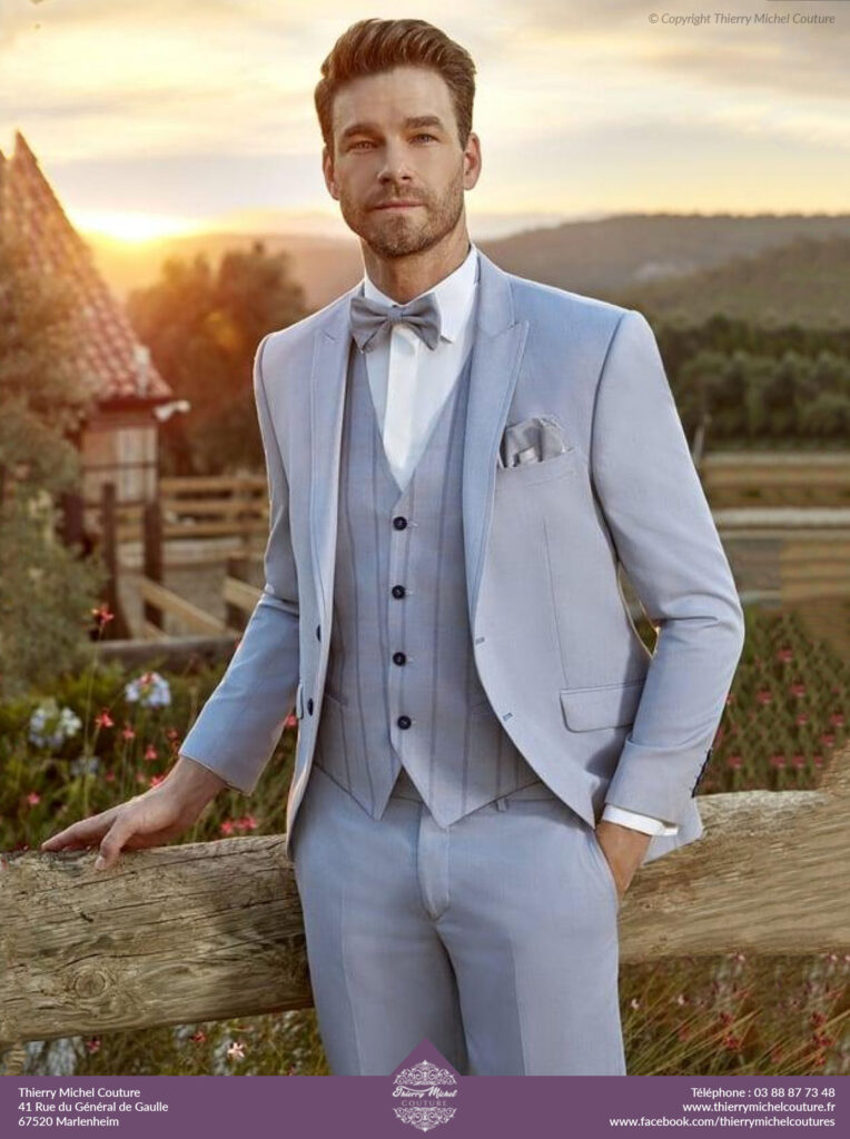 C011 | Bleu | Taille 56 | 350&euro;